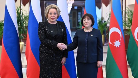 Sahibə Qafarovaya "Dostluq" ordeni təqdim edildi