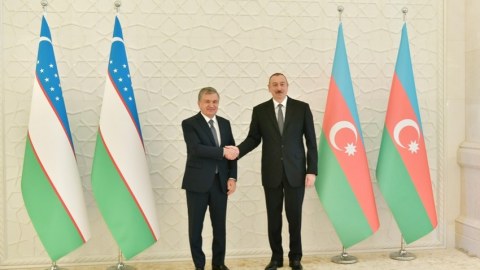 İlham Əliyev həmkarı ilə DANIŞDI