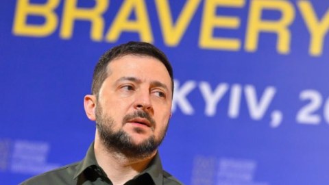 Zelenski Rusiya üçün şərtlərini AÇIQLADI