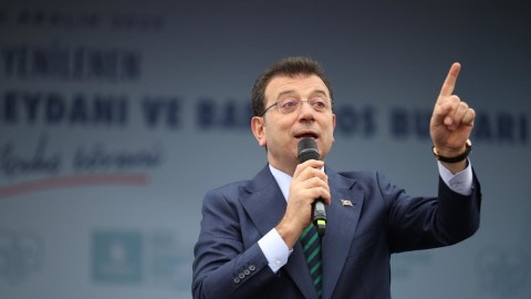 İmamoğlu vəzifəsindən uzaqlaşdırıldı