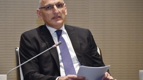 Ermənistan konstitusiyasında dəyişiklik etməlidir - Prezidentin xüsusi nümayəndəsi