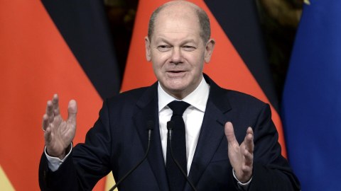 Almaniya hökuməti istefa verdi