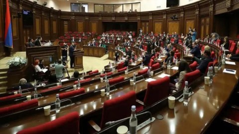 Ermənistan Aİ-yə üzvlük prosesinin başlanmasını rəsmiləşdirdi
