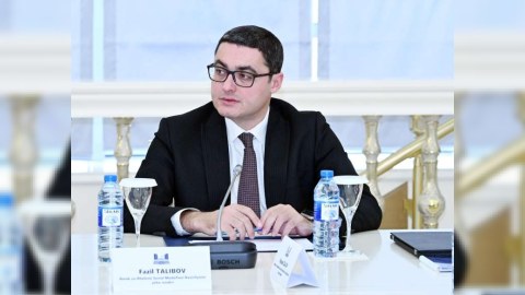 Fazil Talıbova ağır itki