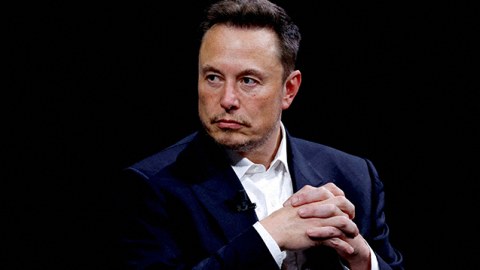 İlon Maskdan Azərbaycan PAYLAŞIMI