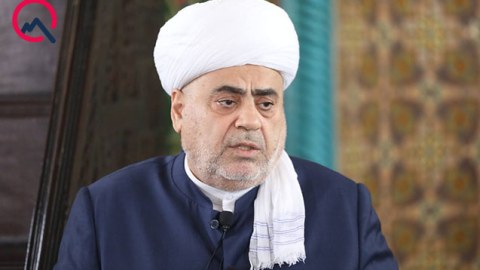 Şeyx bayram namazında iştirak etmədi: "Bakıya bilet tapa bilmədim"