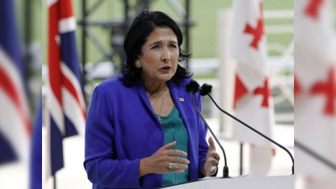 Salome Zurabişvili yeni siyasi platforma yaratdı