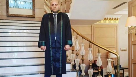 Keçmiş vəkil həbsdən azad edildi