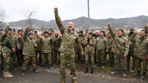 Aprel döyüşlərindən şanlı Zəfərə!