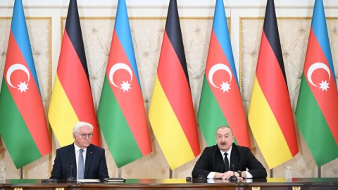 Prezidentlər&nbsp;mətbuata bəyanatlarla çıxış edirlər