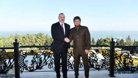 Kadırov İlham Əliyevi təbrik etdi