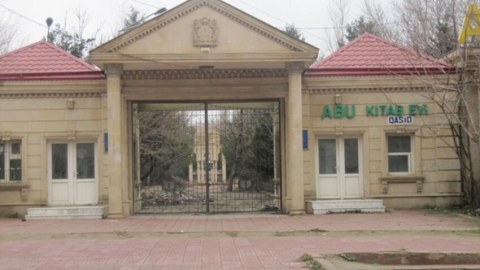 Azərbaycanda universitet binası SÖKÜLÜR