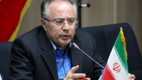 Pezeşkian Antarktidada dincələn köməkçisini işdən çıxardı
