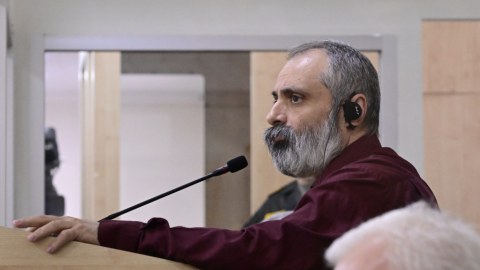 Xarici səfərlərə Ermənistan vətəndaşı kimi gedirdim - Babayan