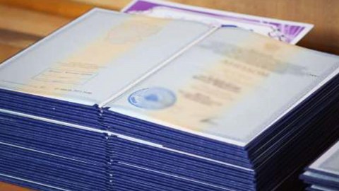 Daha 51 məzunun diplomu TANINMADI