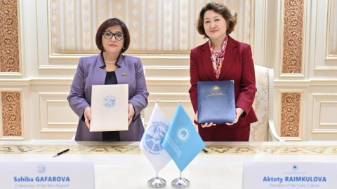 Sahibə Qafarova Raimkulova ilə memorandum imzaladı