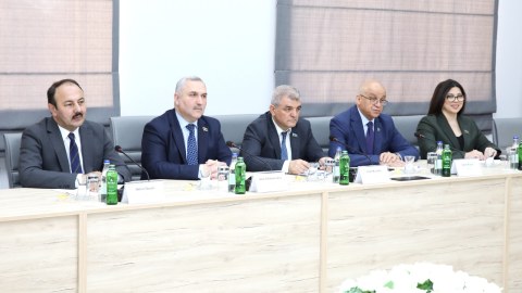 Milli Məclisin deputatları AHİK-də...