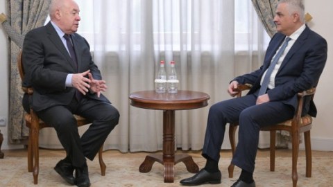 Putinin xüsusi nümayəndəsi İrəvana gəlib