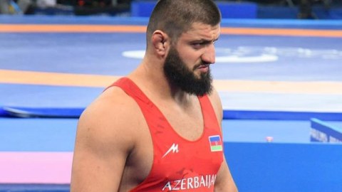 Daha bir güləşçimiz yarımfinalda&nbsp;