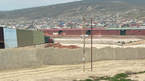 Kərpic zavodunun direktoru CƏRİMƏLƏNDİ