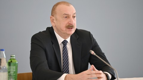 Azərbaycanın beynəlxalq maliyyə təsisatlarından asılılığı tamamilə azalıb