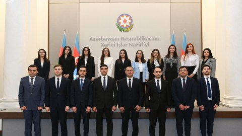 Diplomatik xidmətə qəbul olunanlar and içdilər