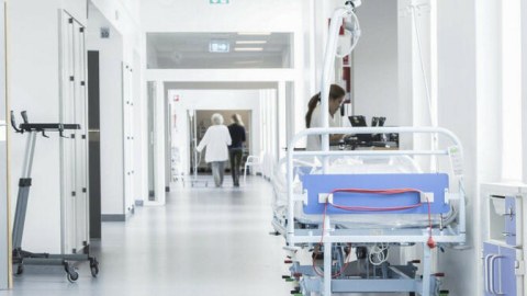 Kliniki Tibbi Mərkəzdə 13 nəfər zəhərlənmədən ölüb