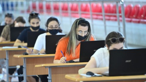 Müəllimlərə sertifikasiya ilə bağlı mühüm xəbər:&nbsp;51 bal&nbsp;əsas tələbdir!