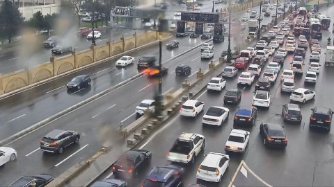 14 yolda tıxac var - SİYAHI