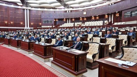 Vergi Məcəlləsinə və digər 10 qanuna dəyişiklik təsdiqləndi