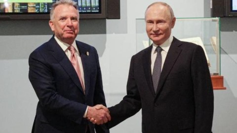Putinin Trampın elçisi ilə görüşü 4,5 saat davam edib