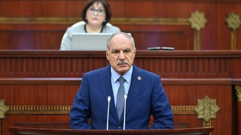 Xanlar Vəliyevin əleyhinə səs verən yeganə deputat - Səbəb AÇIQLANDI