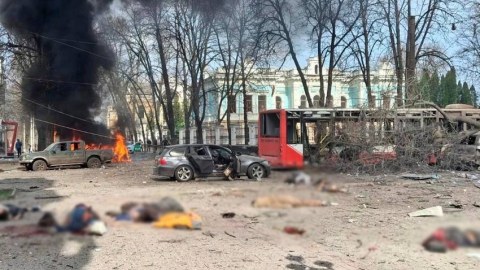 Ukraynaya&nbsp;raketlər atıldı:&nbsp;20-dən çox dinc sakin öldü
