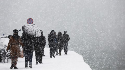 Hava pisləşdi, məktəblər BAĞLANDI