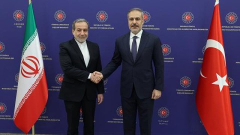 Fidan iranlı həmkarı ilə danışıqlar apardı