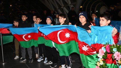 Avropa çempionları Vətənə qayıtdılar - FOTO