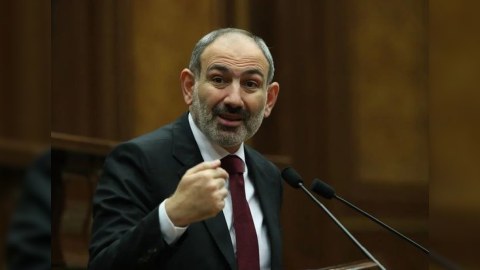 Paşinyanın çıxışına etiraz - Deputatlar zalı tərk etdilər