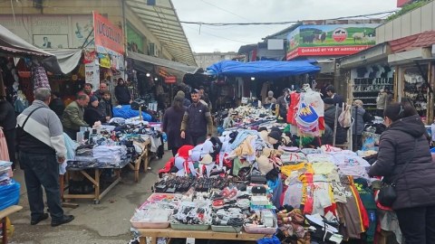"Vasmoy" ətrafında küçə ticarəti yığışdırıldı
