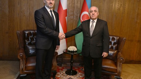 Əli Əsədov&nbsp;Kavelaşvili ilə nələrdən danışdı...
