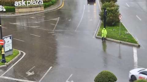 Bakının mərkəzi küçələrindəki işıqforlarda PROBLEM