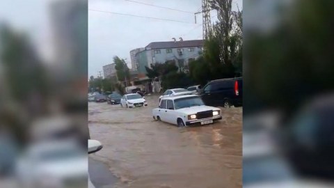 Yağışın fəsadları aradan qaldırılır - VİDEO
