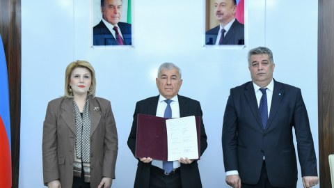 BMU ilə Pekin Universiteti ikili diplom proqramına dair müqavilə imzaladı