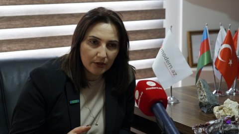 Bizə qadınların&nbsp;zorakılığına məruz qalan kişilər də&nbsp;müraciət edirlər&nbsp;- MÜSAHİBƏ