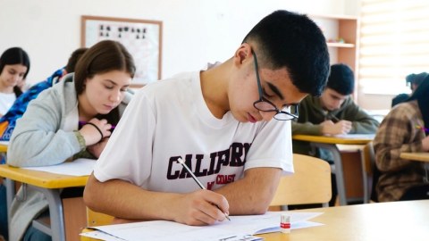 Buraxılış imtahanındakı testlərin&nbsp;cavabları SABAH AÇIQLANACAQ