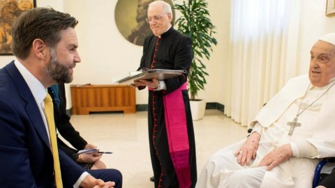 Vens Roma Papası ilə bir arada