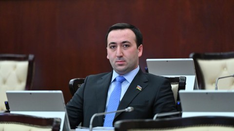 Milli kimliyə, mədəni irsə və mənəvi dəyərlərə sədaqətin bariz təzahürü