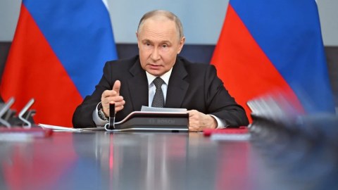 Putin döyüşlərin dayandırılmasını TƏKLİF EDİR