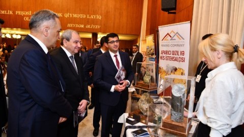 ADNSU-da beynəlxalq elmi konfrans keçirilir - FOTOLAR