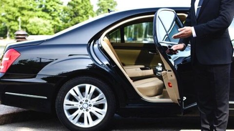 Bu qurum 295 minlik yeni xidməti maşınlar alır