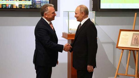 Putin Trampın nümayəndəsi ilə nədən danışdı...